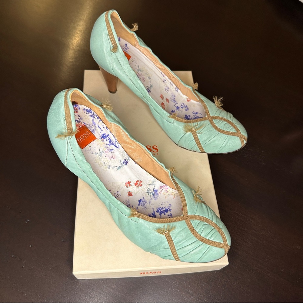 Hugo Boss Eleanora 3" heel